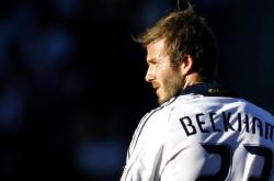 萨拉赫在雄鹿比赛中晋级下一阶段，表现优异引发热议！赛场气氛高涨