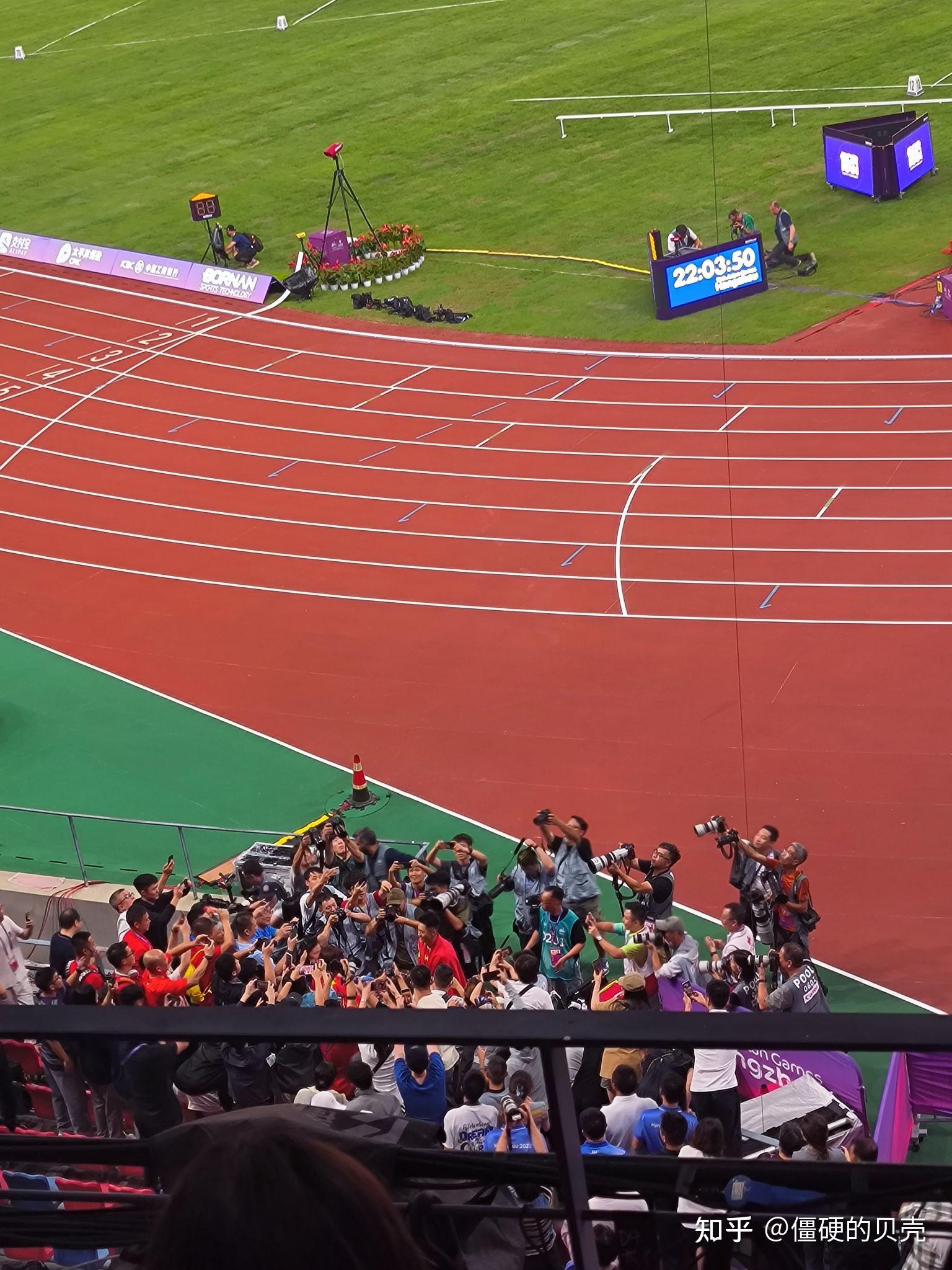  亚运会战况：山东泰山防线稳固，圣安东尼奥马刺进攻受阻，谢震业成最佳